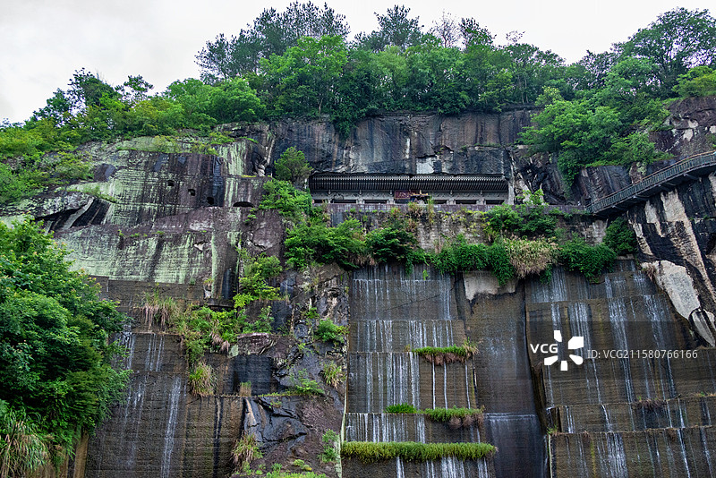 浙江绍兴新昌大佛寺卧佛殿景观图片素材