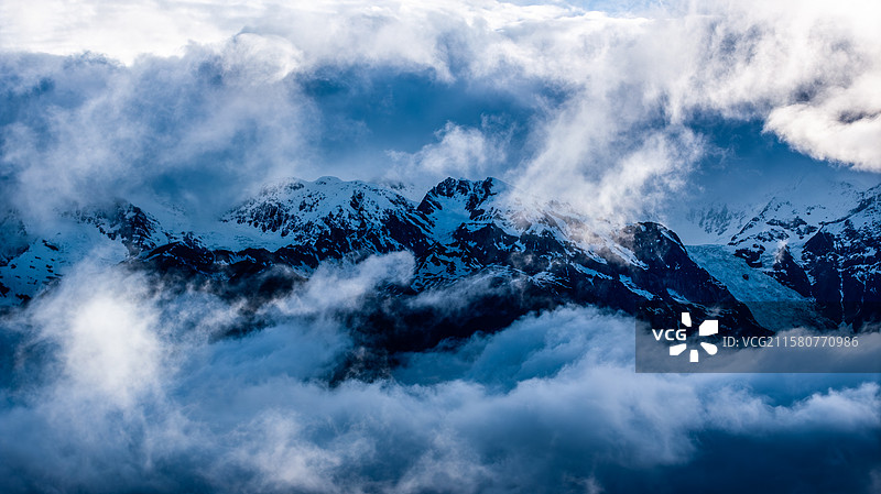 梅里雪山风光图片素材