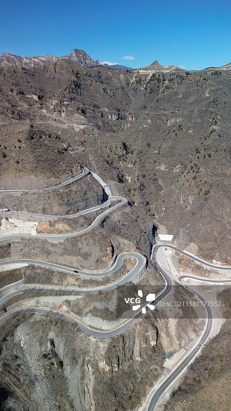 北京房山红井路自然风光 | 群山中的公路风光图片素材