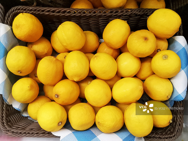 一筐柠檬图片素材