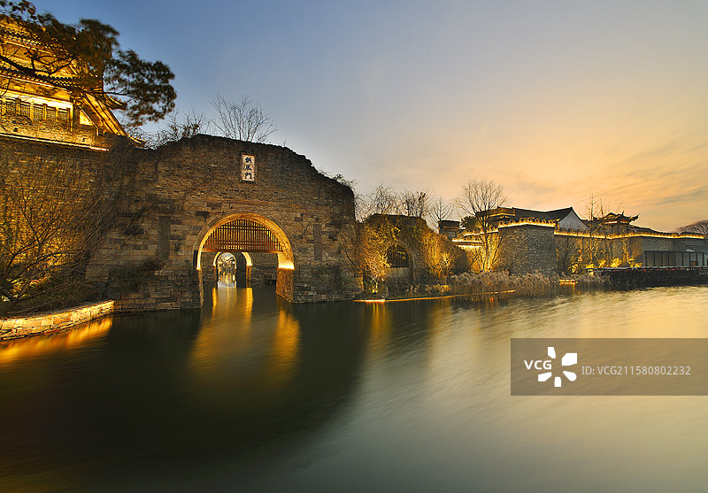 海宁州旧城遗迹(北拱辰水城门及盐官古城墙)图片素材