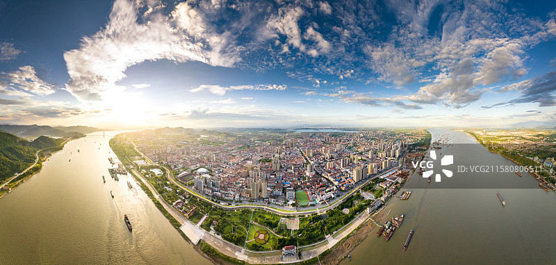 航拍武穴市广济时光景区，武穴滨江公园全景图图片素材
