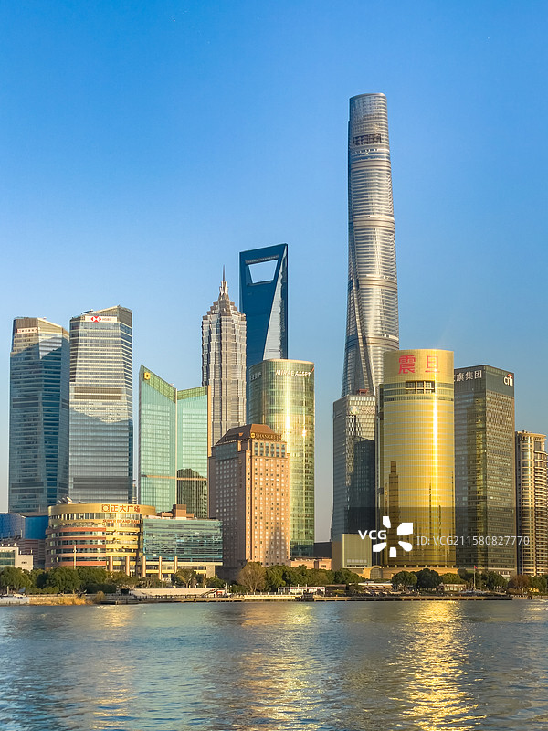 上海陆家嘴建筑群（上海中心大厦、上海环球金融中心、上海金茂大厦88层观光厅、震旦、上海花旗集团大厦）图片素材