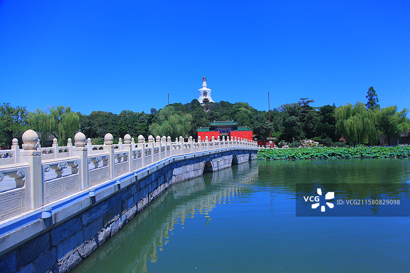北海公园 白塔图片素材
