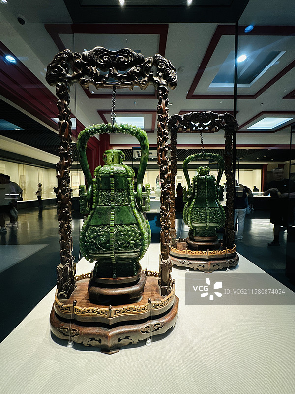 天津博物馆玉器玉瓶图片素材