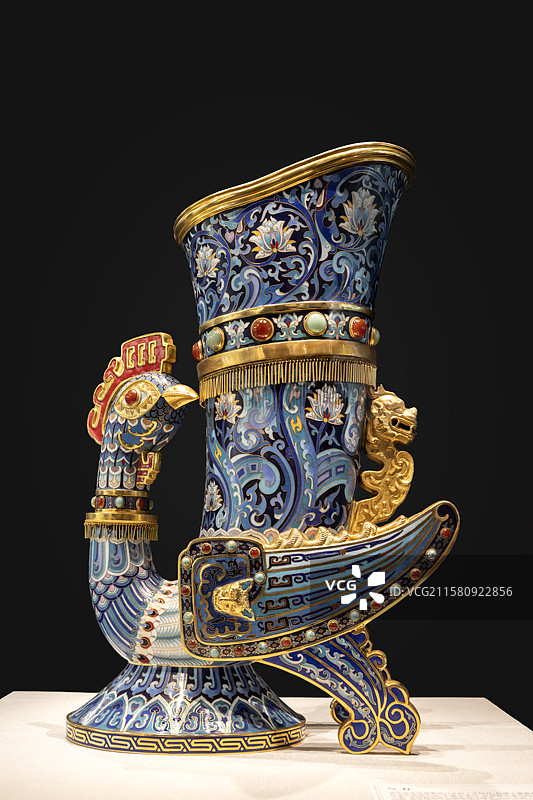 嘉德艺术中心 -鸟杯-景泰蓝-当代图片素材