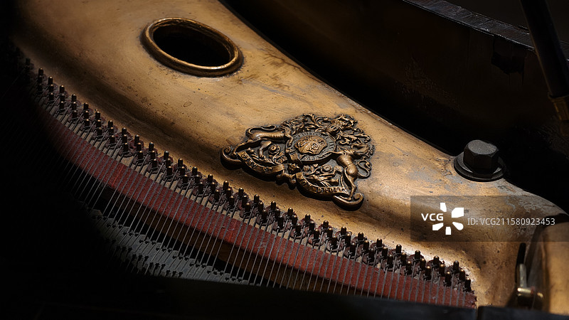 布罗德伍德钢琴图片素材