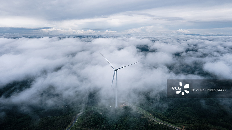 风车与云海航拍图片素材