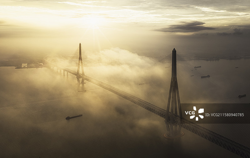 常泰大桥云海图片素材