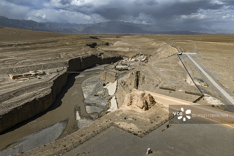 甘肃嘉峪关长城第一墩图片素材