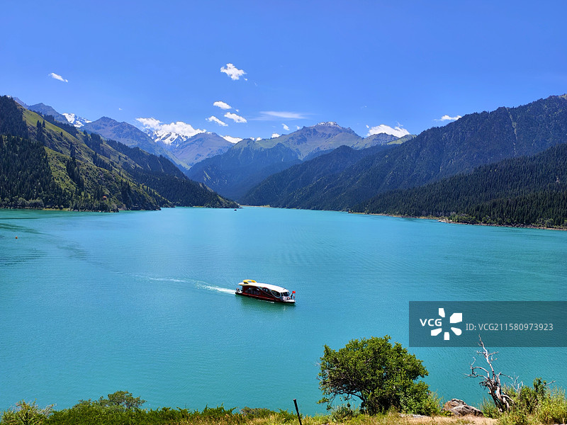 新疆昌吉阜康市天山天池景区夏天风光图片素材