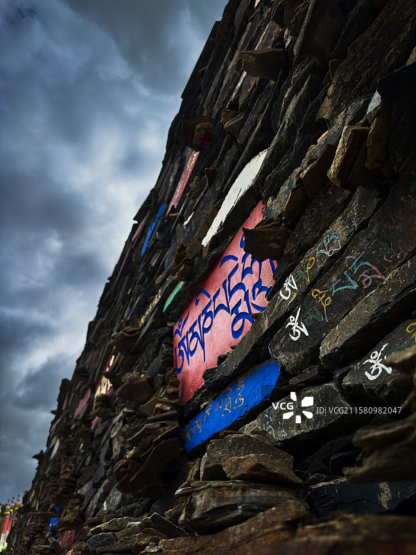 渗透墙间的宗教气息图片素材