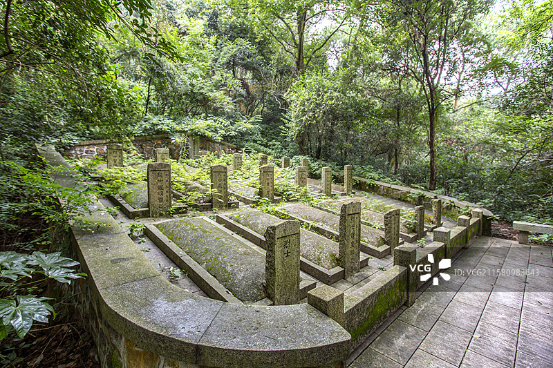位于长沙岳麓山的辛亥援鄂汉阳阵亡将士公墓景观图片素材