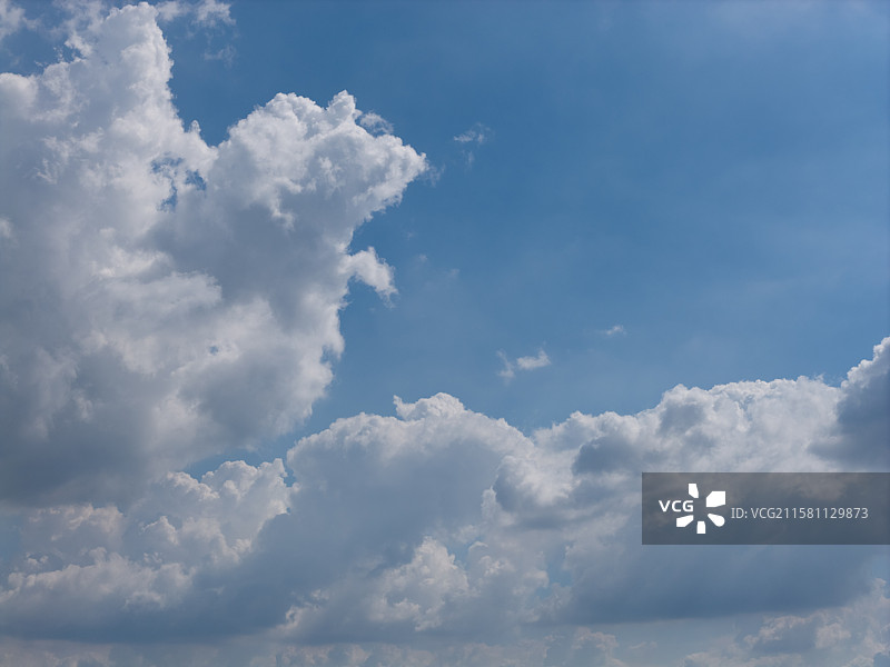 仅天空 蓝天白云 云景 云 云层 造型云 云朵图片素材