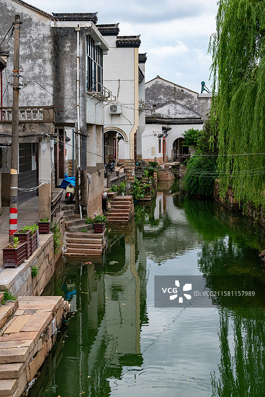 浙江湖州荻港古镇传统江南水乡民居建筑图片素材