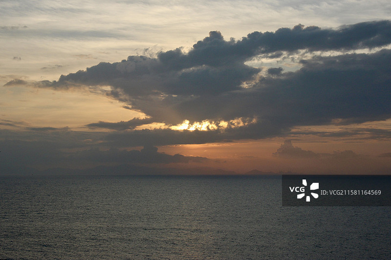 夏天霞浦北礵岛可门海边日落漫天云霞自然风景图片素材