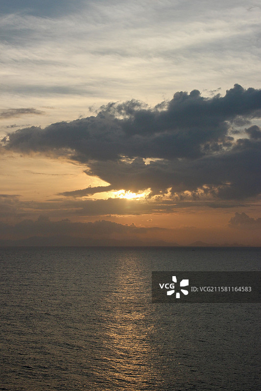 夏天霞浦北礵岛可门海边日落漫天云霞自然风景图片素材