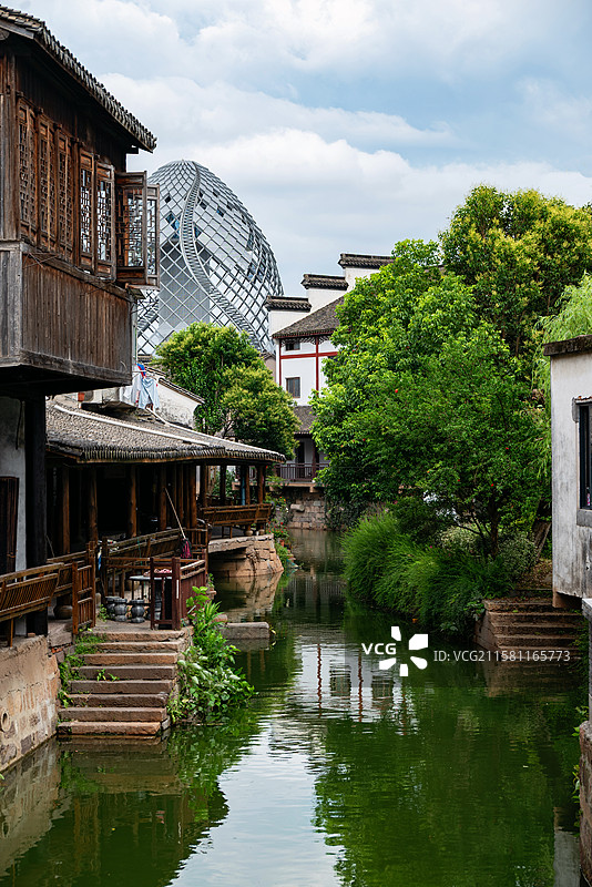 浙江湖州荻港古镇传统江南水乡民居建筑图片素材