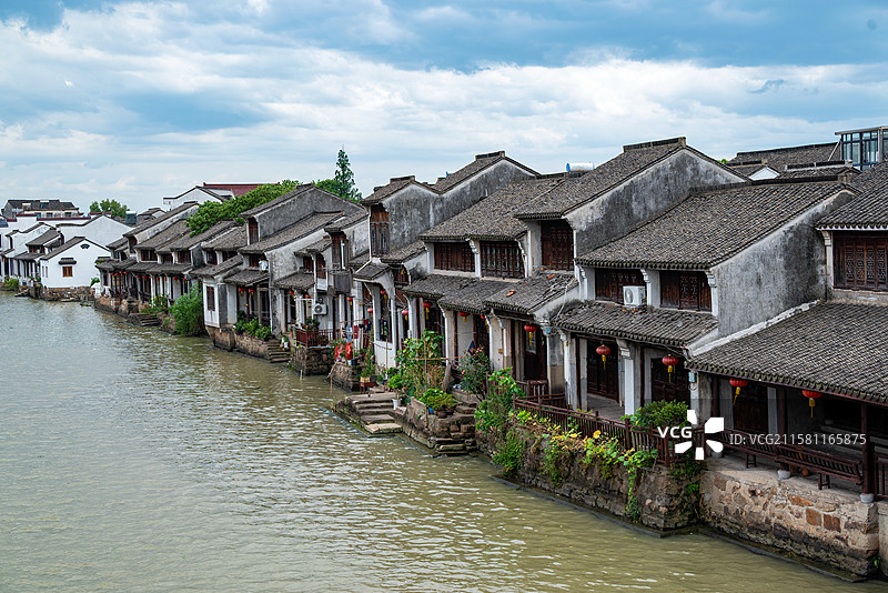 浙江湖州荻港古镇京杭大运河边传统民居建筑图片素材
