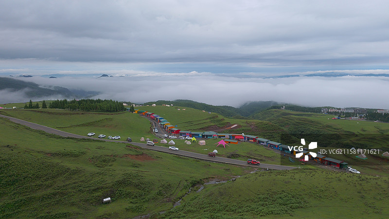 航拍贵州乌蒙大草原云海图片素材