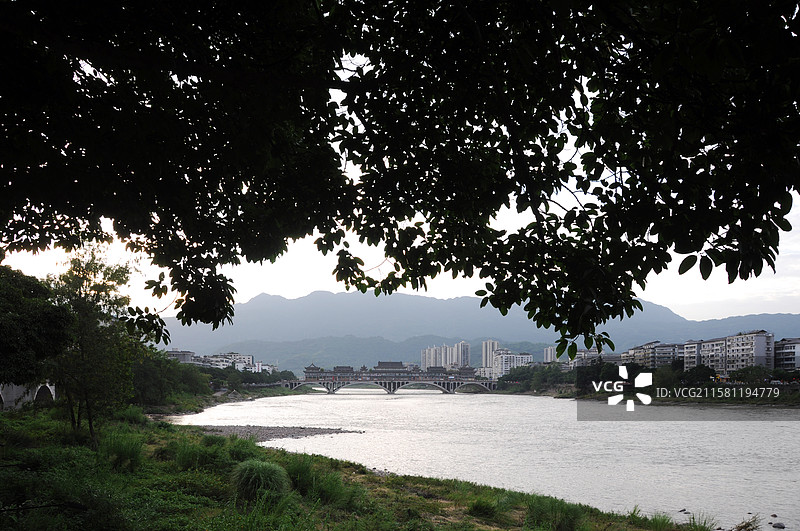 中国四川雅安城市风光图片素材