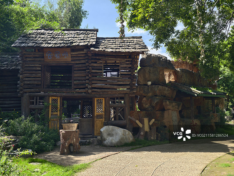 大理苍山植物园风景图片素材