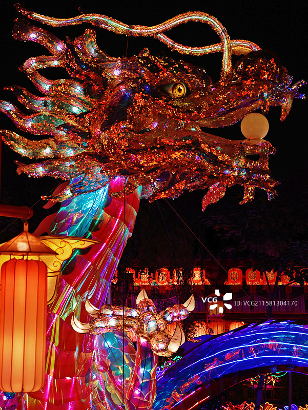 开封市清明上河园景区内非遗灯笼花灯图片素材