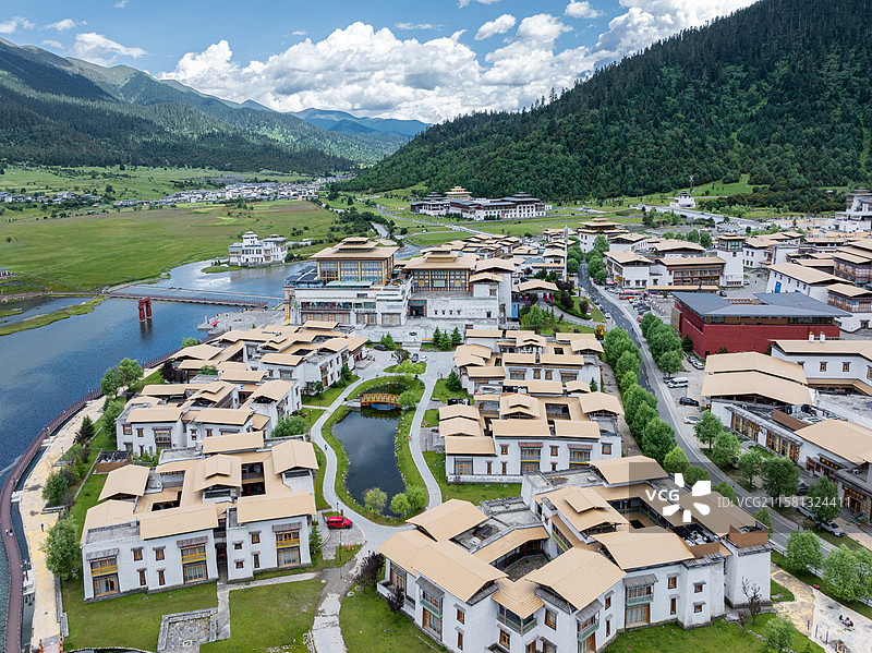 鲁朗的夏天航拍照片图片素材