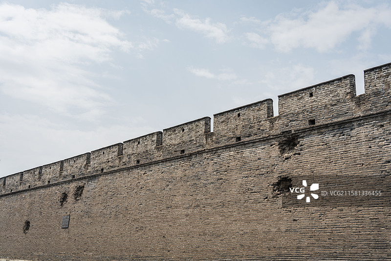 卢沟桥七七事变城墙上的炮击痕迹图片素材