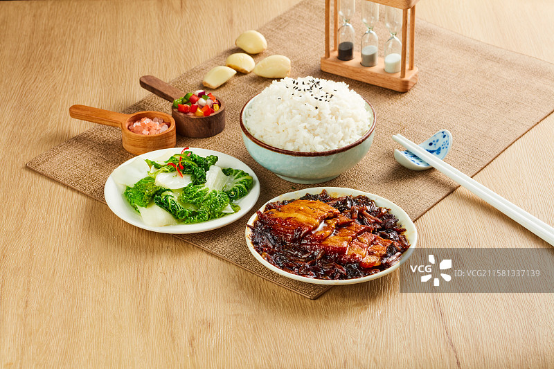 梅菜扣肉饭图片素材