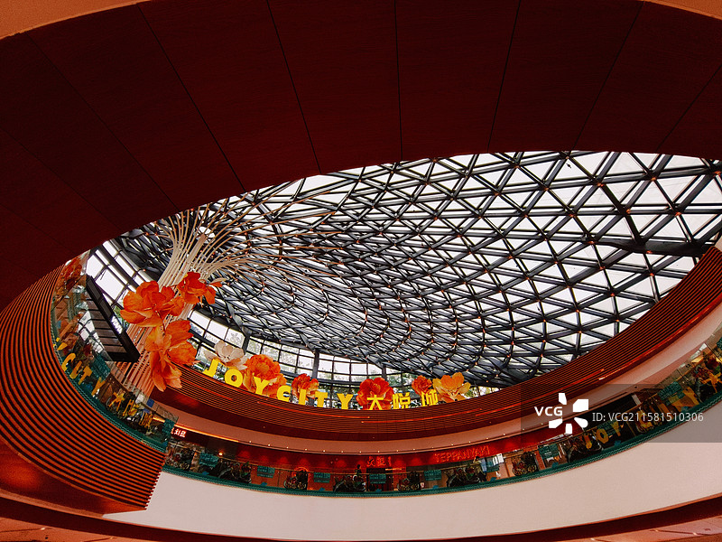 成都大悦城商场穹顶天窗图片素材