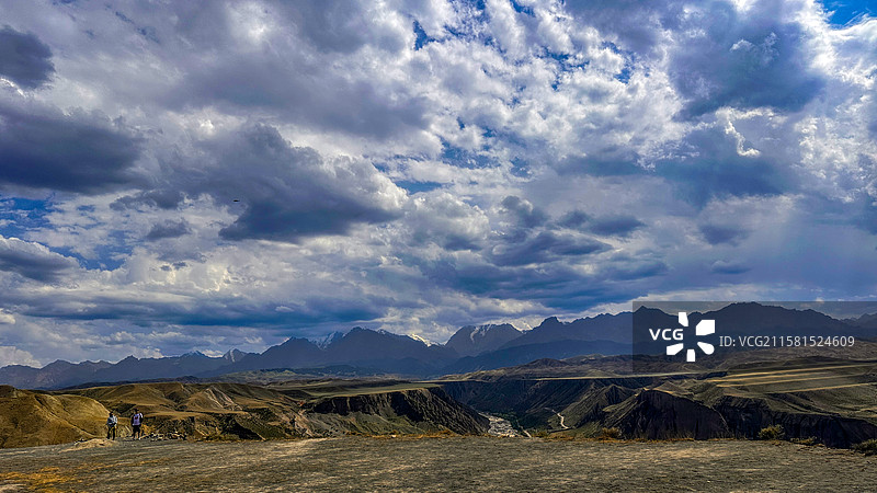 大峡谷，汽车广告背景图，峡谷图片素材