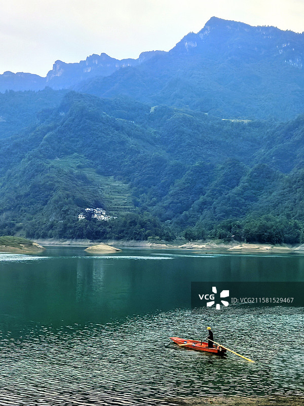芙蓉江上图片素材