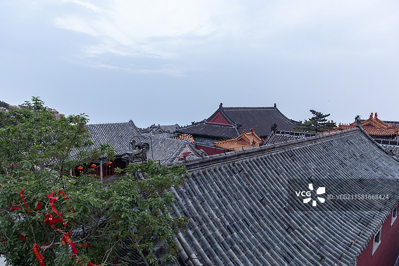 泰山碧霞祠俯瞰图片素材