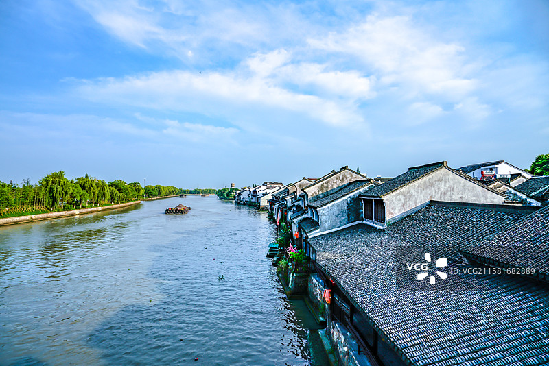 浙江湖州荻港古村运河风光图片素材