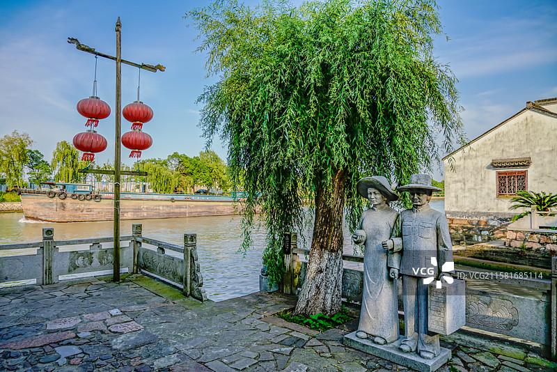 浙江湖州荻港古村运河风光图片素材