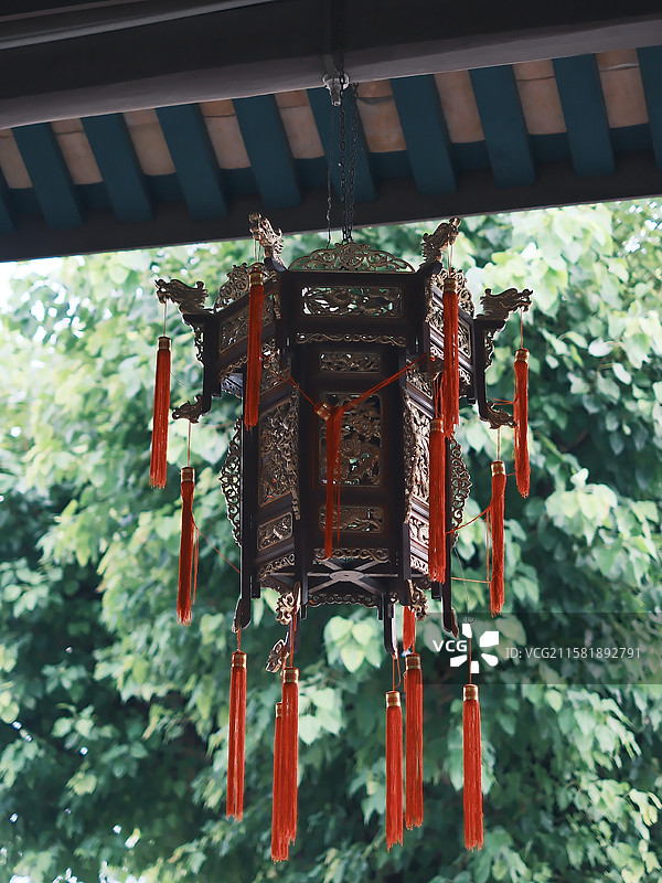 中式工艺：传统宫灯的古典呈现图片素材