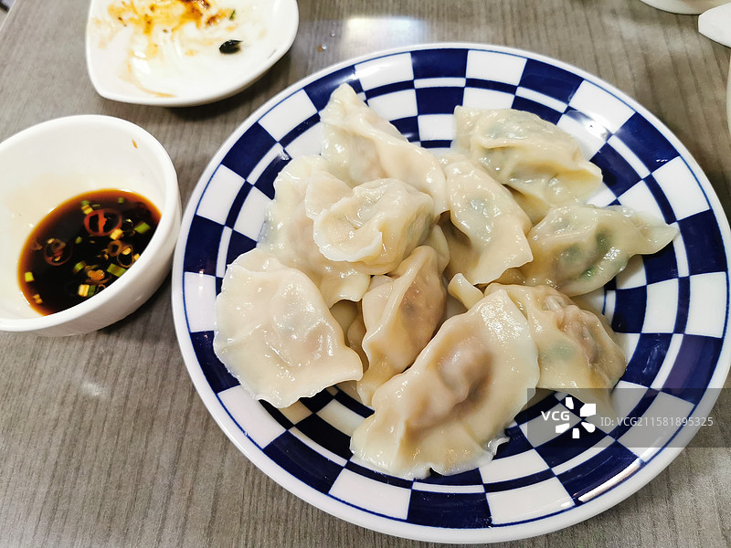 一盘水饺图片素材