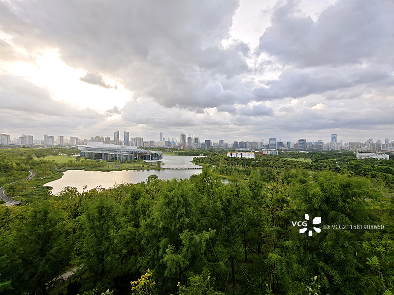 上海世博文化公园全景丁达尔效应（上海温室花园、中心湖、十一孔桥、红石中心、意大利中心、罗丹艺术中心）图片素材