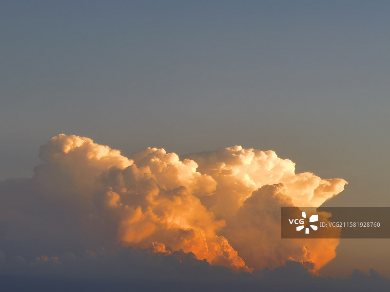 色彩天空图片素材