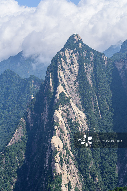 华山南峰（陕西渭南）图片素材