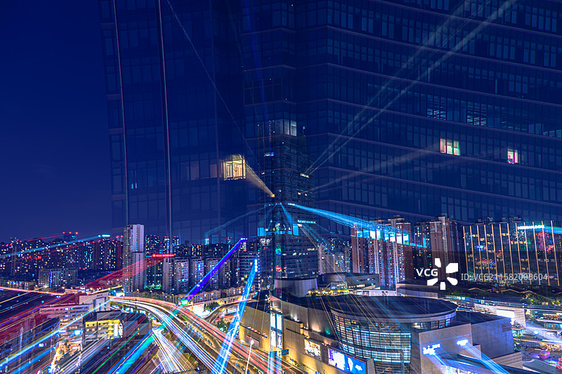 流光中的成都万象城图片素材