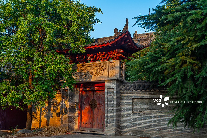 河南郑州荥阳三皇山风景区、三皇庙人文始祖建筑风光图片素材