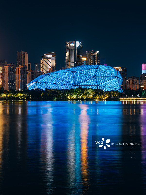 沈阳浑河沿岸盛京大剧院建筑群夜景风光图片素材