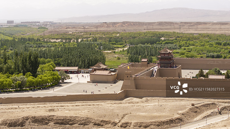 甘肃嘉峪关城楼航拍图片素材