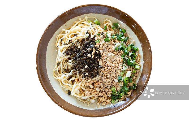 中国四川特色小吃，宜宾燃面，美食静物特写图片素材