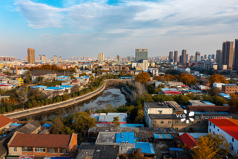 河南郑州荥阳老城风貌、航拍城中村现状、县城老城区城市更新图片素材