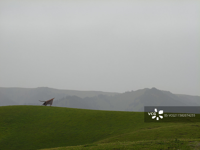 梦里的远方（那拉提天鹰台）图片素材