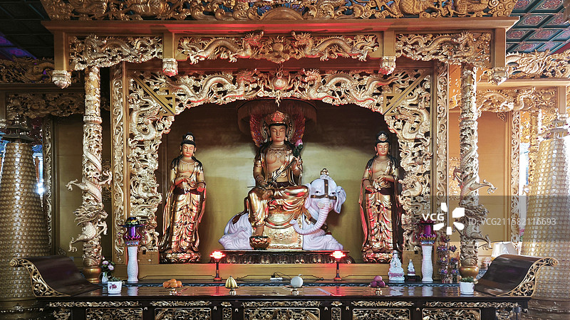 北京密云冶仙塔万佛殿弥勒观音普贤文殊地藏菩萨及佛教故事屏风钟鼓等图片素材