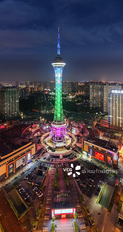 常州武进新天地公园与电视塔风光图片素材